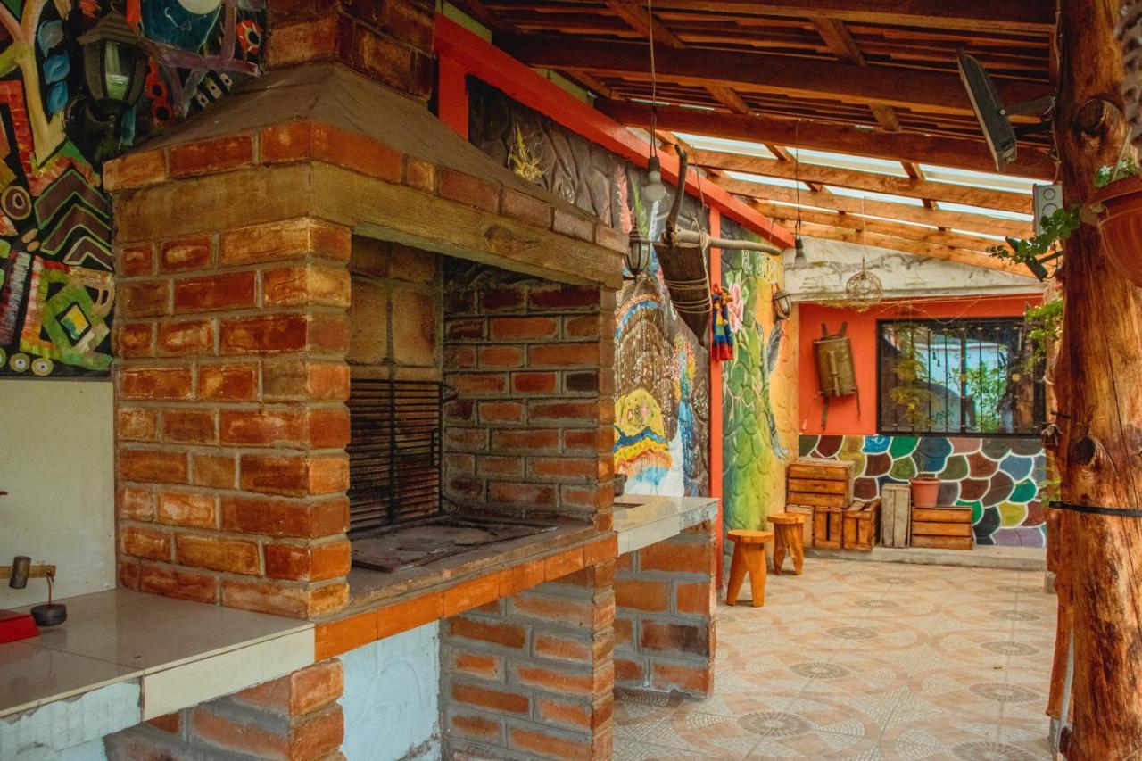 Hospedaje Encanto Del Lago Gonzales Suarez Exterior photo