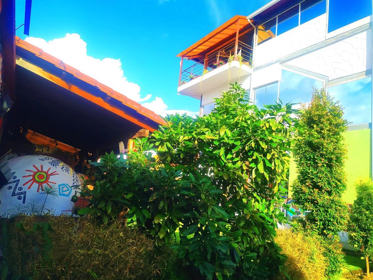 Hospedaje Encanto Del Lago Gonzales Suarez Exterior photo